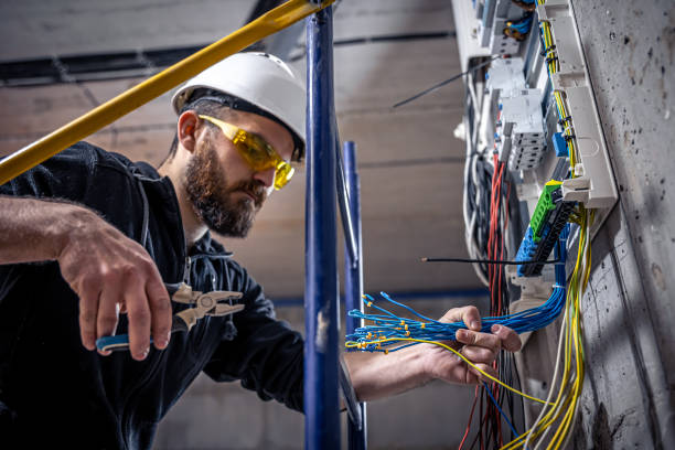 Best Electrical Contractors for Businesses  in West Terre Haute, IN